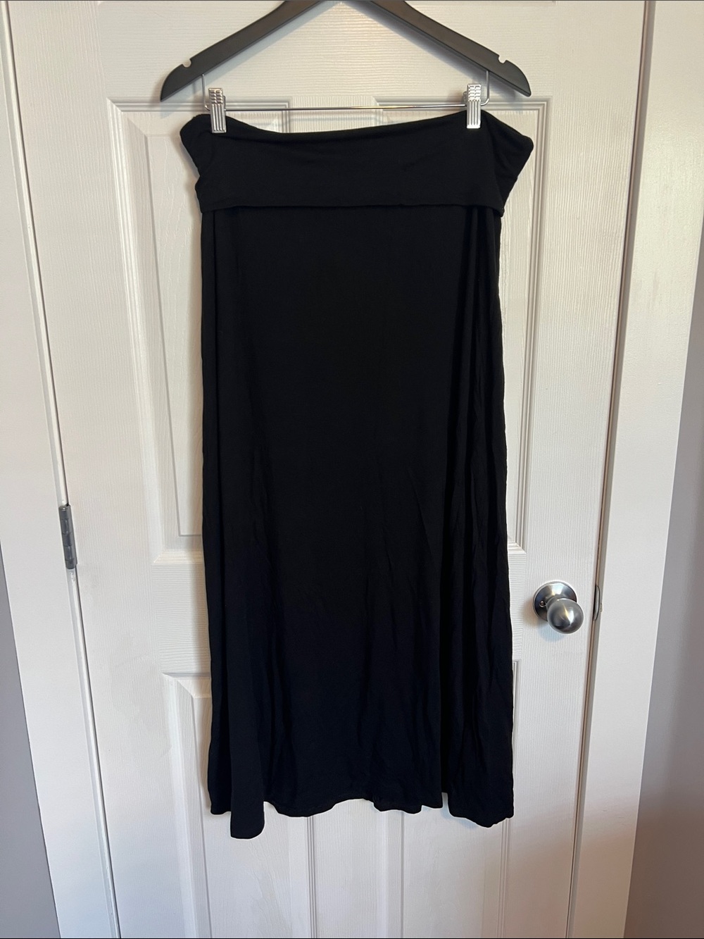 Classic Black Fold-Over Waist Maxi Skirt - Women's